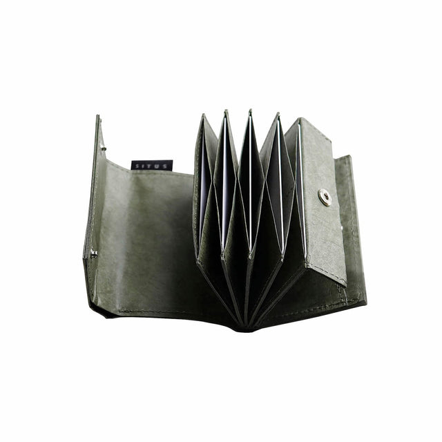 <tc>왼손잡이용 SITUS Minimalist Wallet Tyvek®️ | Ivy Green</tc>