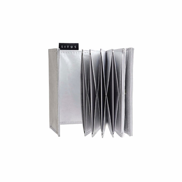 左利き用 SITUS Minimalist Wallet Tyvek® | Silver